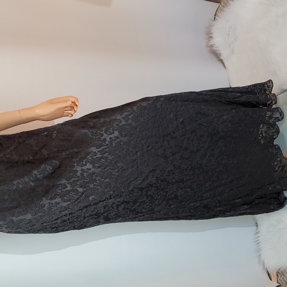 Lauren by Ralph Lauren prom dress - Picture 3 of 9